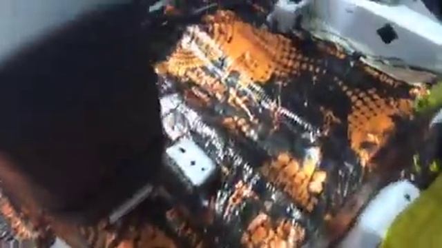 Вибро шумоизоляция в машине, греем, прикатываем, монтируем. Сравниние до и после - земля и небо