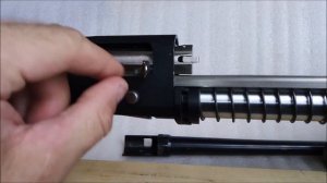 МР-155 Отвечаю на вопрос: Почему у меня ствол снимается без отвода затвора назад?!