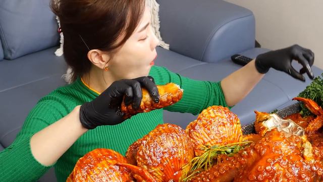[Mukbang ASMR] 해산물 총집합🐙 왕 문어 새우 전복 해물찜 레시피 🦐 Spicy Octopus Crab Shrimp Seafood Boil Recipe Ssoyoung смотреть онлайн
