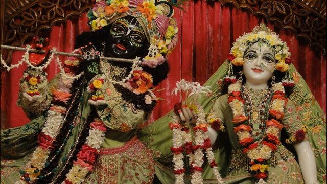 Джая Радха Мадхава (Современное искусство. Скульптуры -мурти)