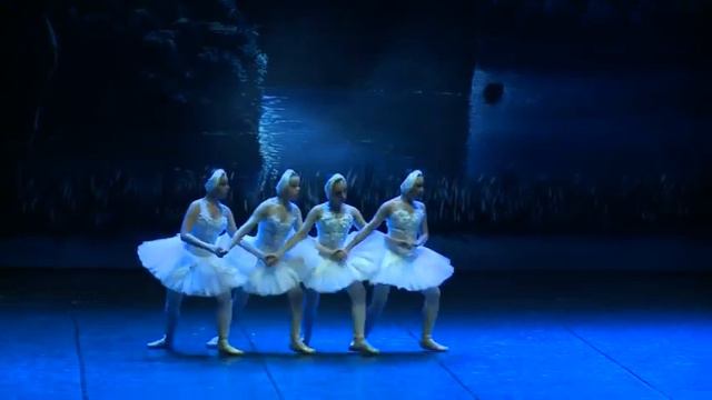Танець маленьких лебедів смотреть онлайн
