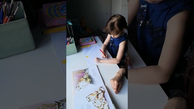 Продолжаем рубрику #библиотекарьдома смотреть онлайн