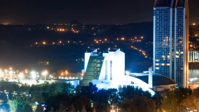 Донецк. Ночь после войны - Сергей Ялтан