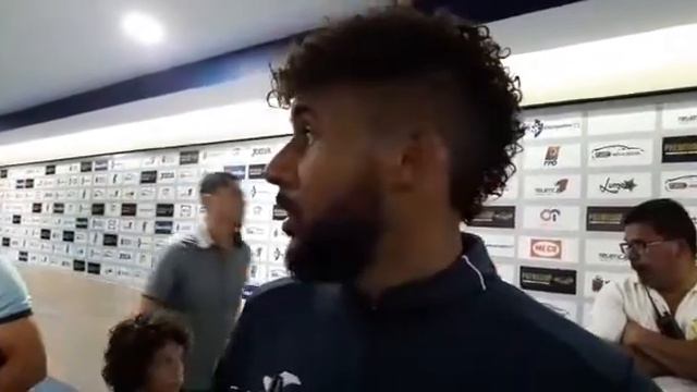 Dylan Flores, mediocampista del Club Sport Cartaginés смотреть онлайн