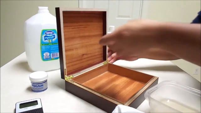 How to Season Your Humidor at Home from Start to Finish смотреть онлайн