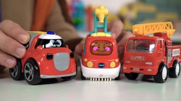 КукуPlay   ПОЖАР в Замке у Свинки Пеппы и феи Холли   Поиграйка с Пилотом Винтиком