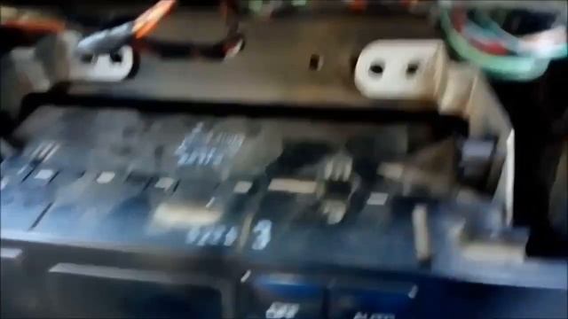 Замена лампочек в центральной консоле на nissan cefiro PA32 смотреть онлайн