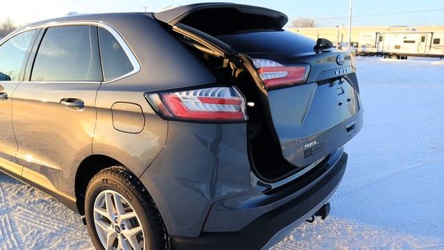 NEW Ford Edge SEL! Take a Quick Look Inside! смотреть онлайн