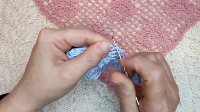 Как связать легкую и красивую шаль крючком? НЕЖНАЯ красивая шаль крючком для начинающих. смотреть онлайн