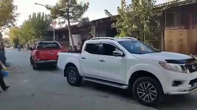 Amarok vs nissan navara смотреть онлайн