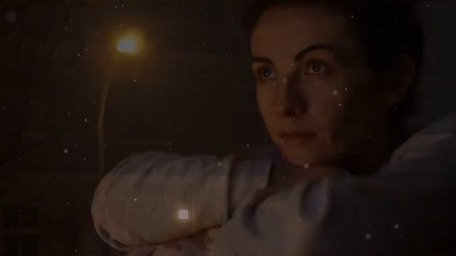 Танцуют снежинки легко, безмятежно... смотреть онлайн