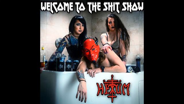 HEXUM - Out Of Town смотреть онлайн