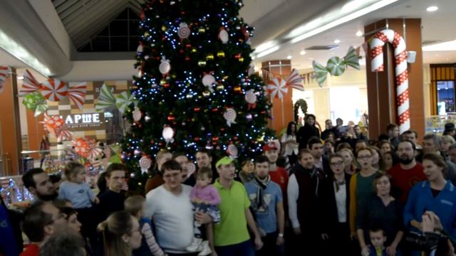 Рождественский Флешмоб в ТРК "Триумф" г. Саратова смотреть онлайн