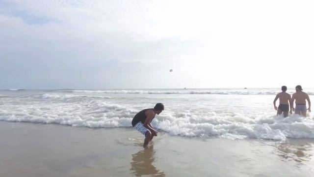 Goa Vlog - Day 2 | Night life in Goa | Baga Beach | Late night party at Tito's Lane Goa смотреть онлайн