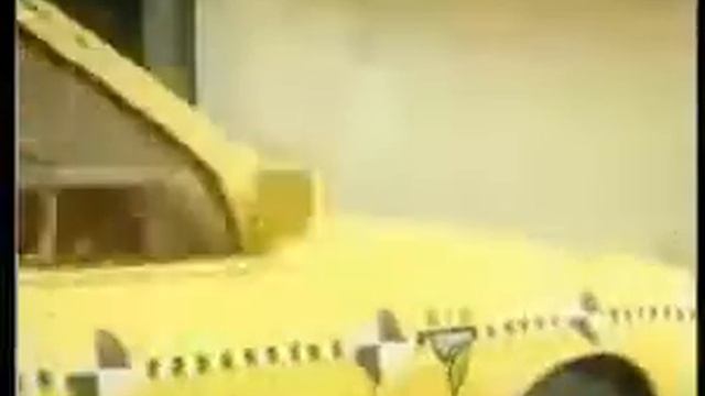 Crash Test Holder Commodore смотреть онлайн