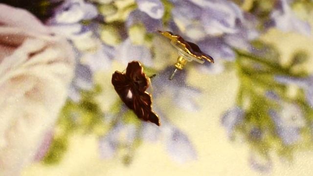 Винтажные серьги-гвоздики "Оранжевые листочки" (США) смотреть онлайн