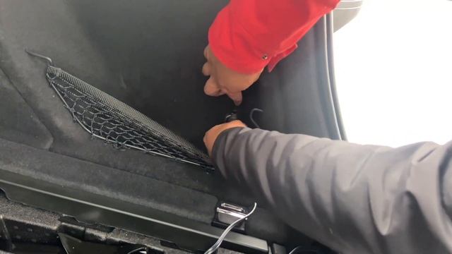 ¿Cómo inflar la llanta de refacción de un Audi Q5? Audi Tips смотреть онлайн