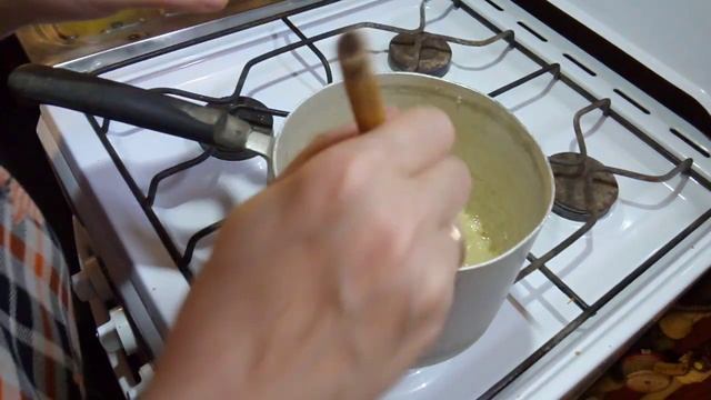 БЕЗУМНО ВКУСНАЯ,ДОМАШНЯЯ-СОЛЁНАЯ КАРАМЕЛЬ,НЕОТЪЕМЛЕМАЯ СОСТАВЛЯЮЩАЯ ЛЮБОГО ДЕСЕРТА!!!ГОТОВИМ ДОМА!! смотреть онлайн