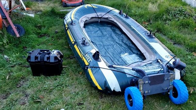 Intex Seahawk 3 raft mods!! Wood floor, electric trolling motor, sonar, more! смотреть онлайн