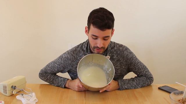 Red Velvet Valentine's Day Cupcakes | Baking w/ Dan смотреть онлайн