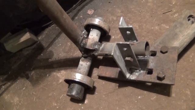 В гараже подготовка к сезону.Мои домкраты. смотреть онлайн