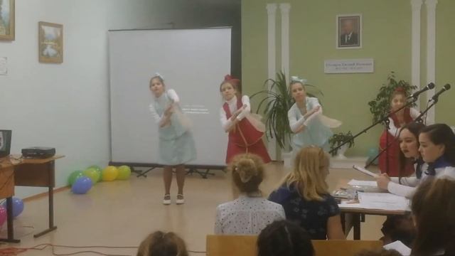 Танец Барыня, вечер встречи выпускников 2019 год смотреть онлайн