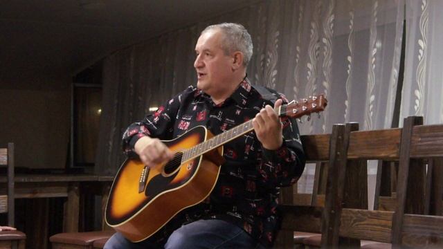 СВЕЧИ.. Песня под гитару в исполнении Евгения Воробьева. смотреть онлайн