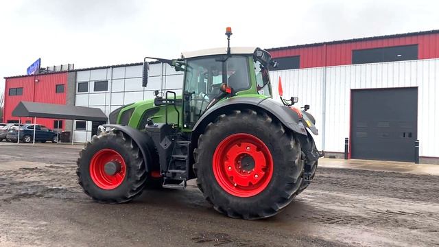 2021 Fendt 828 S4 MFWD Tractor смотреть онлайн