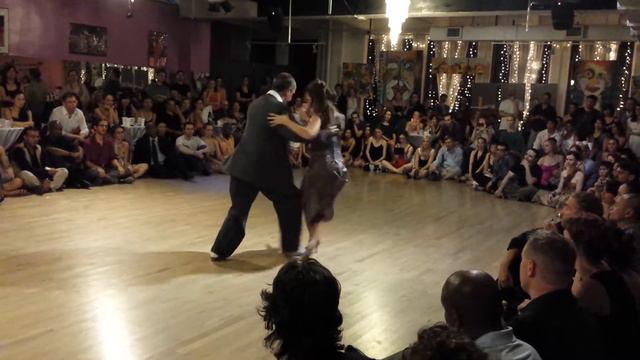 Argentine Tango:Horacio Godoy & Magdalena Gutierrez @ La Viruta - NYC 3 of 4 смотреть онлайн