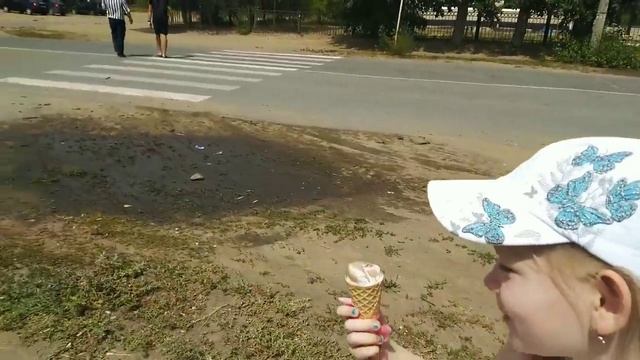 Миниотпуск заканчивается, пора домой. смотреть онлайн