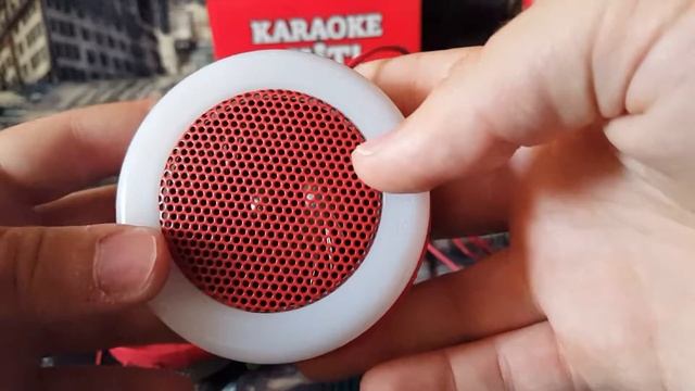 Посылки от Pringles: Набор для Караоке (Karaoke kit) смотреть онлайн
