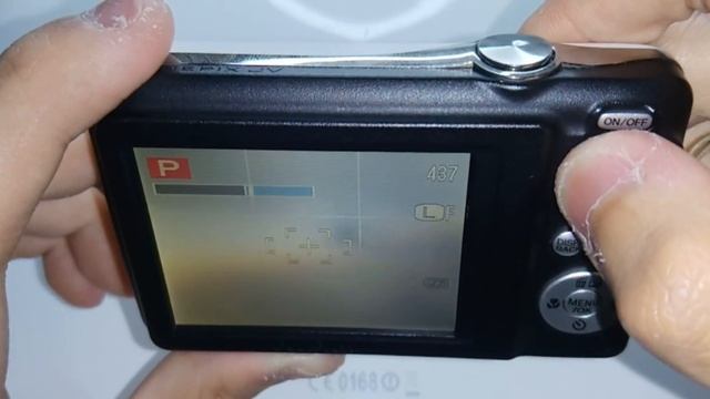 An abandoned old compact camera, Found in a storage. (Fujifilm FinePix JV300 2023 Review) смотреть онлайн