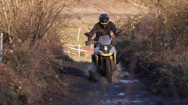 Suzuki V-Strom 800DE | Off-Road Enduro Track Test (Future Project Bike) смотреть онлайн