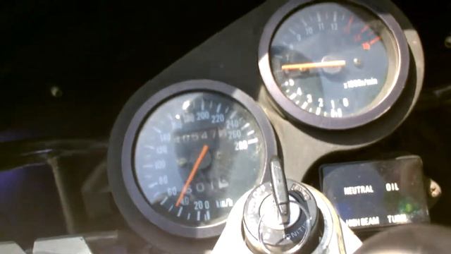 SUZUKI GSX-R 750 - 0-200 km\h - oil cooled ! смотреть онлайн