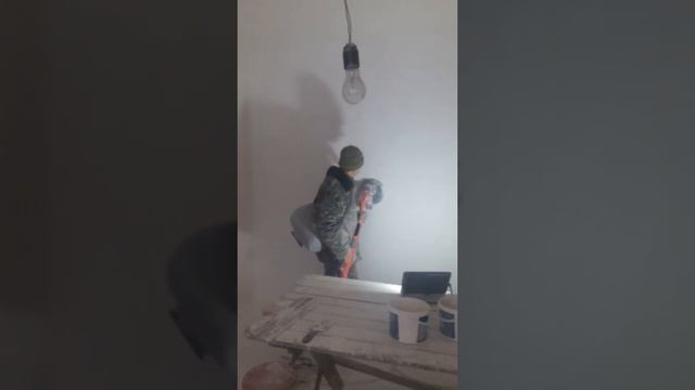 Шліфовка стін та стелі після шпаклівки мехінічним способом смотреть онлайн