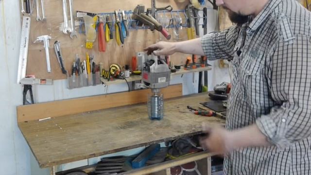 Самодельный гриндер, ремонт регулятора оборотов, ролик из эпоксидки. Besonoff DIY смотреть онлайн