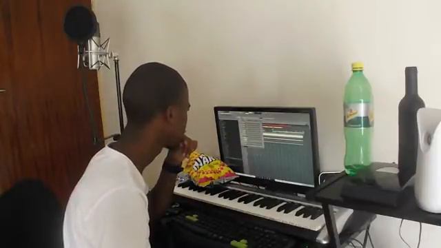The Making Of "Cubique DJ Feat. Troy Denari - Zoi" смотреть онлайн