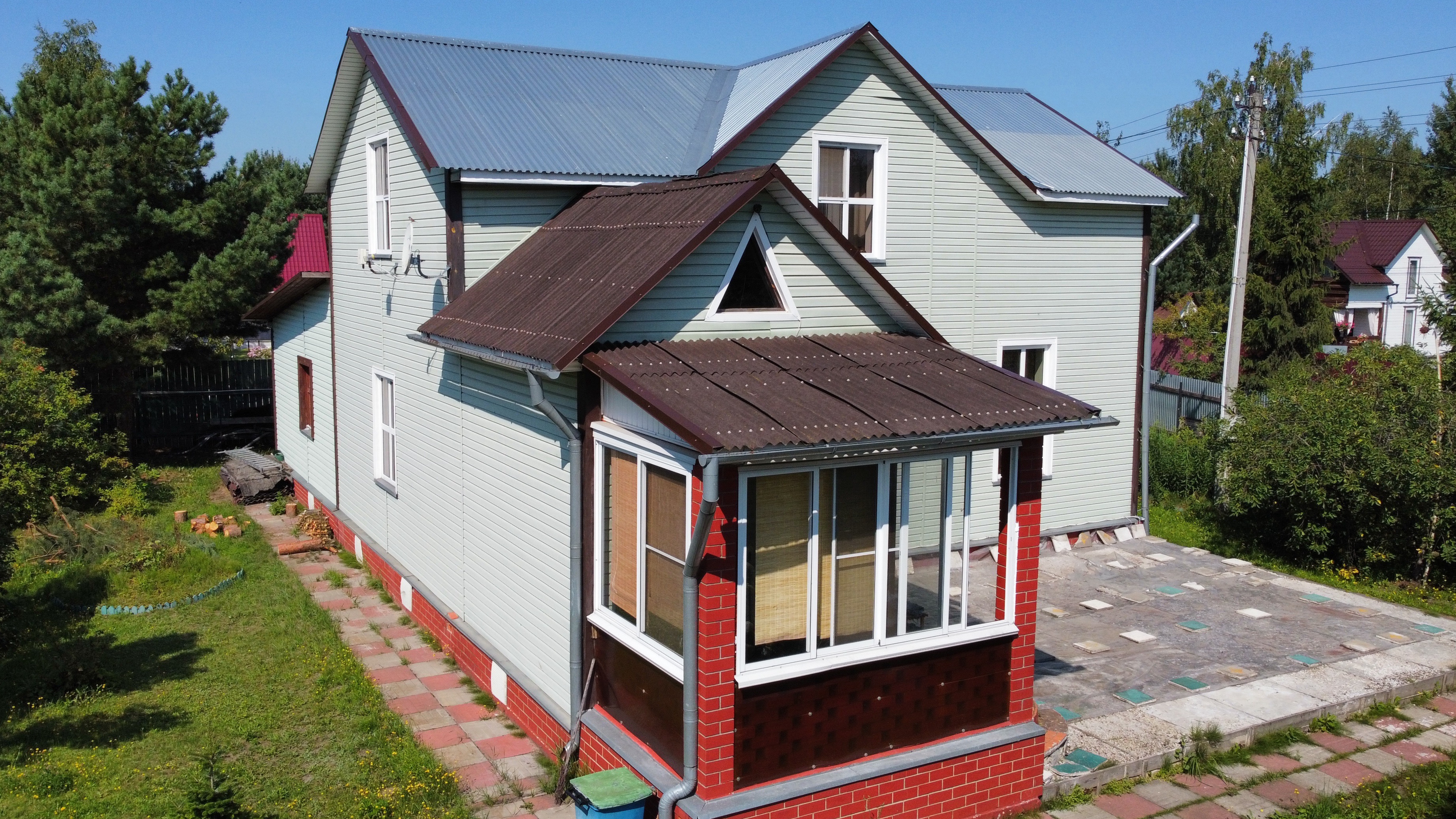 Хороший загородный дом с отоплением для зимнего проживания смотреть онлайн