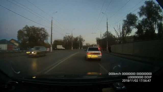 Олень вообще не умеет по зеркалам смотреть онлайн