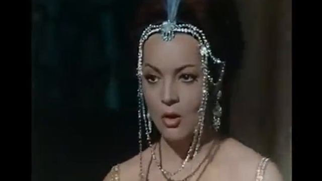 Безумная - Сара Монтьель (к-ф Королева Шантеклера Испания 1962 г.) смотреть онлайн