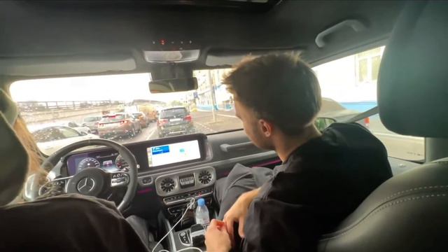 😨С КЕМ ВСТРЕЧАЕТСЯ STOPB4N? смотреть онлайн