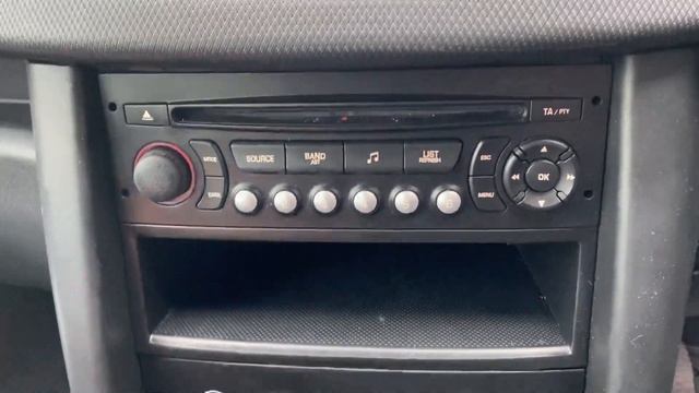 Peugeot 207 1.4 HDi S 5dr (a/c) смотреть онлайн