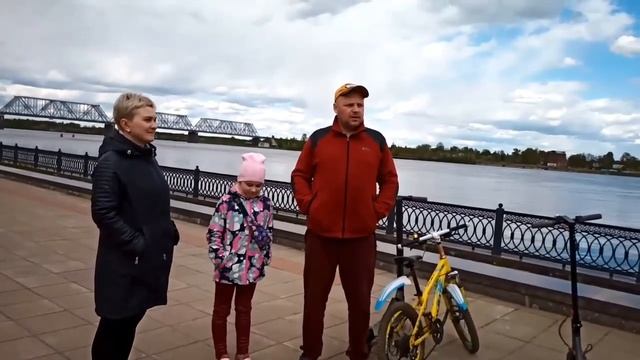 Обзор электросамокат покатушки смотреть онлайн
