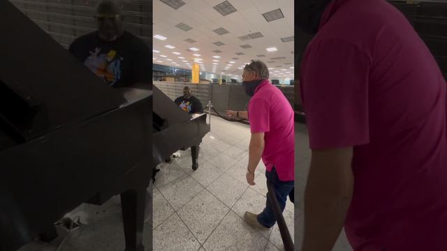 D🔴TZ SH🔵W Episode 4 “Piano Pool” смотреть онлайн