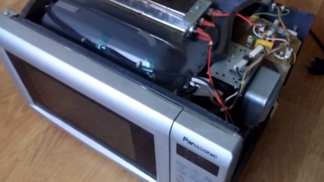 Микроволновая печь Panasonic NM-GT260M опять сломалась смотреть онлайн