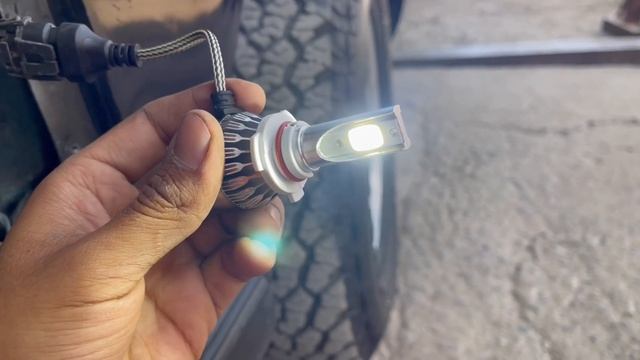 Instalé nuevas luces LED a la Chevrolet OBS- Qué tal alumbra? ? смотреть онлайн