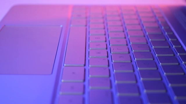 HP Spectre x360 13" 2-in-1 Touch Screen Laptop! смотреть онлайн