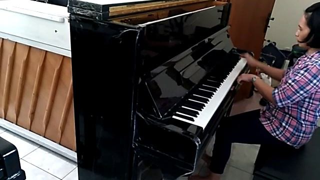 SOLD !! AUGUST FORSTER upright piano смотреть онлайн