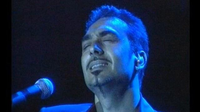 NOTIS SFAKIANAKIS ΚΑΙ ΔΕΝ ΜΠΟΡΩ-KAI DEN MPORW LIVE REX 1997 смотреть онлайн