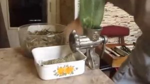 Изготовление махорки. Чудо мясорубка